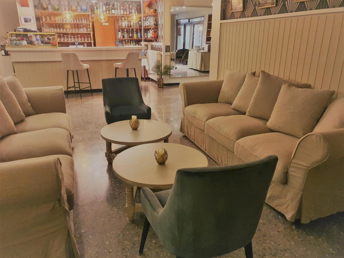 Hotel Riomar Sant Marti d'Empuries Luaran gambar